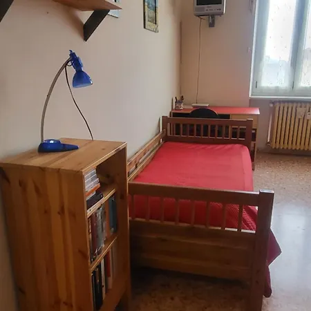 La Casa Dei Libri カゼッレ・トリネーゼ