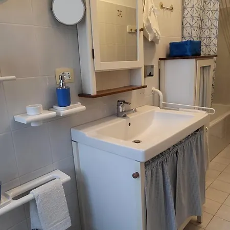 La Casa Dei Libri アパート カゼッレ・トリネーゼ